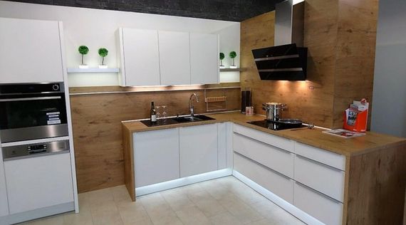 Витяжка Faber  похила, 80см, 1219м3г, Steelmax Ev8 Led Bk A80, чорний+нерж (330.0538.526) | Зображення 1