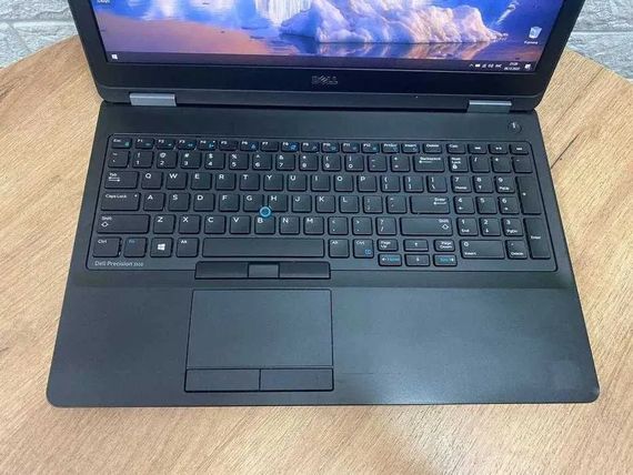 Ноутбук Dell Precision 3510 15.6"FHD IPS i5 6300HQ 8Gb/SSD500 | Зображення 10