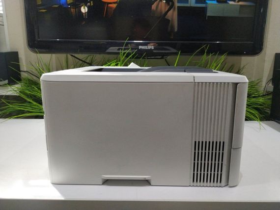 Принтер HP LaserJet Pro M404n / Лазерная монохромная печать / 1200x1200 dpi / A4 / 38 стр/мин / USB 2.0, Ethernet б/у | Зображення 4