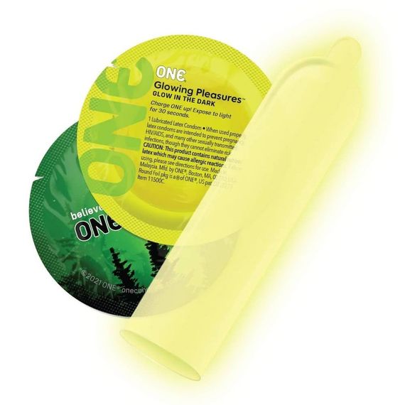Набор презервативов One Glowiing Pleasures светящихся в темноте (цена за 5 шт.) sexstyle