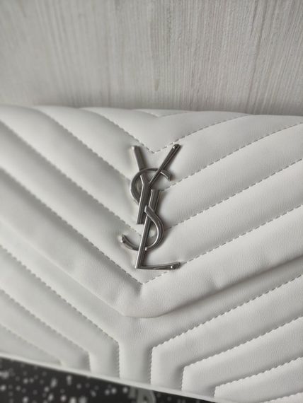 Женская топовая сумка Yves Saint Laurent white | Зображення 1