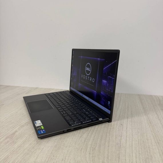 Игровой ноутбук Б-класс Dell Vostro 7510 / 15.6" (1920x1080) IPS / Intel Core i7-11800H (8 (16) ядер по 2.3 - 4.6 GHz) / 16 GB DDR4 / 512 GB SSD / nVidia GeForce RTX 3050 Ti, 4 GB GDDR6, 128-bit / WebCam б/у | Зображення 5