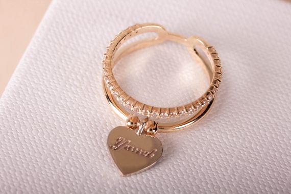 Кольцо из желтого и белого золота с сердечком 16 | Зображення 4