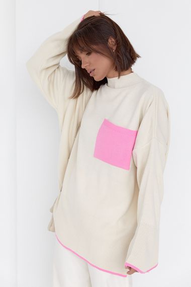 Женская кофта oversize с карманом на груди кремовый цвет M