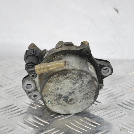 Вакуумний насос 1.3 MJet Fiat Fiorino Punto Qubo 2005-2024 Насос вакуумний Фіат Фіоріно Пунто Кубо 73501167 | Зображення 2