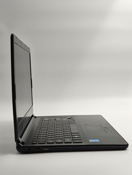 Ноутбук Б-класс Acer TravelMate P446-M / 14" (1920x1080) IPS / Intel Core i7-5500U (2 (4) ядра по 2.4 - 3.0 GHz) / 8 GB DDR3 / 256 GB SSD / Intel HD Graphics 5500 / WebCam / Win 10 Pro б/у | Зображення 3