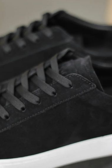 Замшеві кросівки на білій підошві 42 розмір | Зображення 3