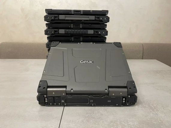 Защищенный ноутбук Getac B300 G6 / 13.3" (1024x768) TN Touch / Intel Core i7-6500U (2 (4) ядра по 2.5 - 3.1 GHz) / 16 GB DDR4 / 256 GB SSD / Intel HD Graphics 520 / DVD-RW / Fingerprint / 4G LTE / GPS б/у | Зображення 6