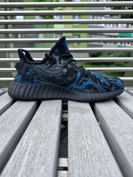 Кросівки Adidas Yeesy Boost 350 Blue / Camo | Зображення 2