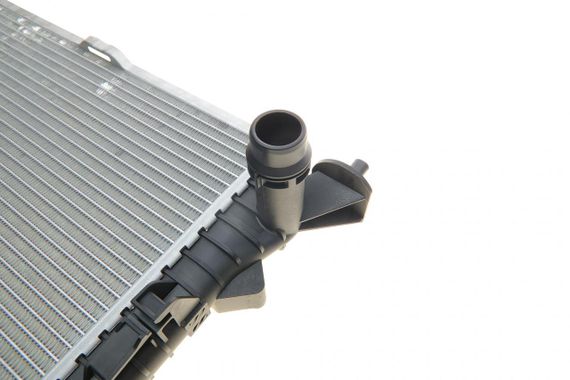 Радіатор охолодження Audi A4 A5 A6 Q3 Q5 1.4-3.0d 07- 03002292 | Зображення 2