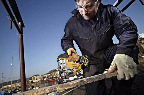 Пила лобзикова акумуляторна DeWalt без АКБ та ЗУ DCS331N | Зображення 1