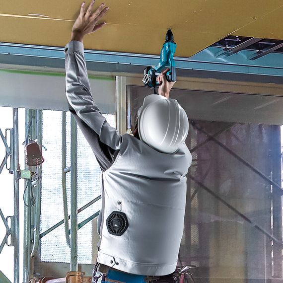 Куртка акумуляторна з вентиляцією Makita DFJ213A2XL (LXT, CXT, без акумуляторів та зарядного пристрою) | Зображення 3