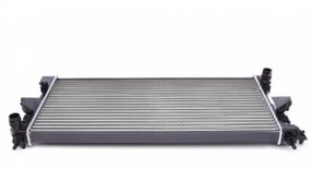 Радіатор охолодження Citroen Jumper Fiat Ducato Peugeot Boxer 2.2HDI-3.0HDI 06- МКПП  CR 886 000S