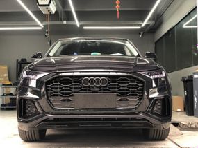 Передняя решетка RSQ-Style (2018-2023, Черный) для Ауди Q8 2018- гг
