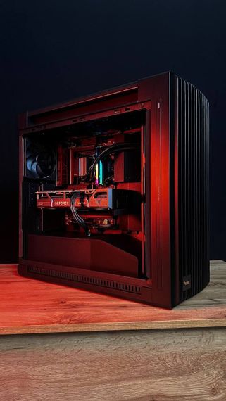 Збірка на замовлення: ігровий ПК Asus ProArt PA602 Black Tower / AMD Ryzen 9 9950X3D (16 (32) ядер по 4,3 - 5,7 ГГц) / 96 ГБ DDR5 / 2000 ГБ SSD M.2 + 4000 ГБ HDD / nVidia GeForce RTX 5070 Ti, 16 ГБ GDDR7, 256-bit / 1000 Вт | Зображення 4