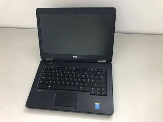 Ноутбук Б-клас Dell Latitude E5440 / 14" (1366x768) TN / Intel Core i3-4030U (2 (4) ядра по 1.9 GHz) / 4 GB DDR3 / 500 GB HDD / Intel HD Graphics 4400 / WebCam / DVD-ROM б/в | Зображення 1