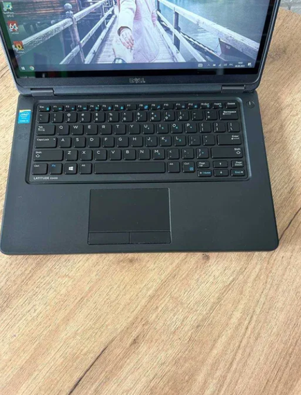 Ноутбук Сенсорний Dell Latitude 5450 14.0" i5 5300U 8Gb SSD 240Gb Nvidia 830M  Б/В | Зображення 2