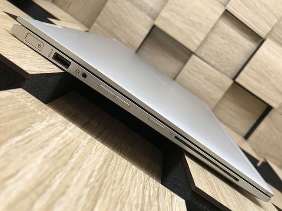 Ноутбук-трансформер HP EliteBook x360 1030 G2 / 13.3" (1920x1080) IPS Touch / Intel Core i5-7300U (2 (4) ядра по 2.6 - 3.5 GHz) / 8 GB DDR4 / 256 GB SSD M.2 / Intel HD Graphics 620 / WebCam / Fingerprint / USB 3.1 / HDMI б/у | Зображення 4