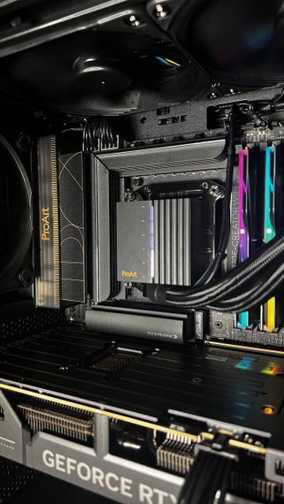 Збірка на замовлення: ігровий ПК Asus ProArt PA602 Black Tower / AMD Ryzen 9 9950X3D (16 (32) ядер по 4,3 - 5,7 ГГц) / 96 ГБ DDR5 / 2000 ГБ SSD M.2 + 4000 ГБ HDD / nVidia GeForce RTX 5070 Ti, 16 ГБ GDDR7, 256-bit / 1000 Вт | Зображення 8