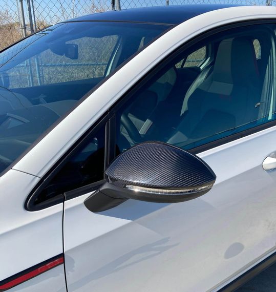 Кришки дзеркал (Карбон) для Volkswagen Golf 8 2019- рр | Зображення 4