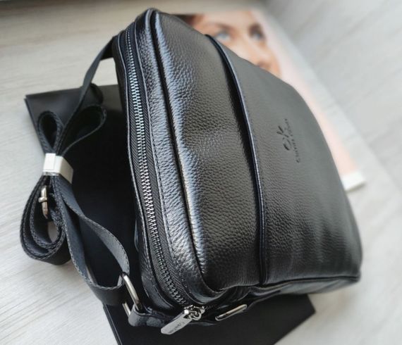 Стильний шкіряний набір Calvin Klein black, сумка месенджер та ремінь | Зображення 1