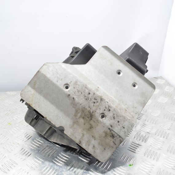Корпус повітряного фільтра 2.0 TFSI Audi A4 B7 2004-2008 Корпус фільтра повітря Ауді а4 б7 03G133835A | Зображення 2