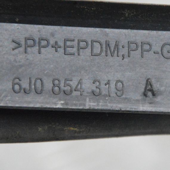 Накладка лобового скла ліва Seat Ibiza IV 2008-2017 Молдинг скла передня ліва Сеат Ібіза 4 6J0854319A | Зображення 4