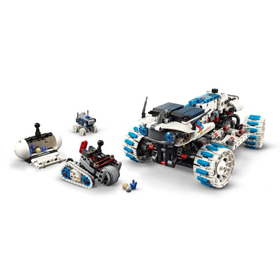 Конструктор LEGO Technic Місяцехід Lunar Outpost. Космічний корабель (42211) | Зображення 2