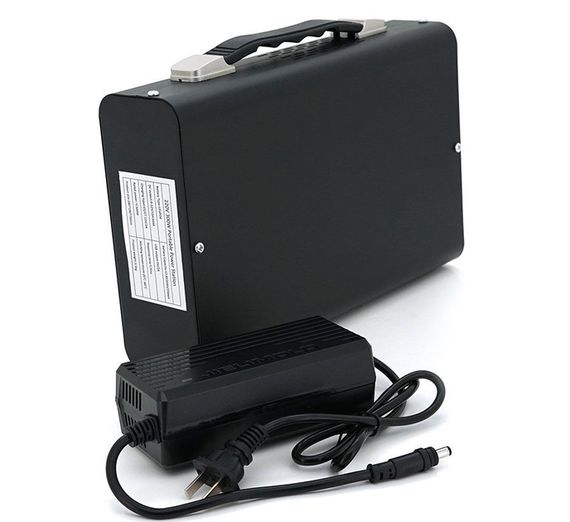 Інвертор акумуляторний з USB-портами XPRO EP-3018-300W (44081-EP-3018-300W_5754) | Зображення 1
