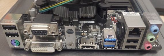 Комплект: Материнська плата Gigabyte GA-H110N / Intel Core i3-7100U (2(4) ядра по 2.4 GHz) / Intel HD Graphics 620 / LGA1151 / Кулер б/в | Зображення 6
