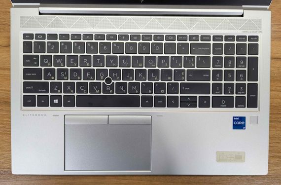 Ультрабук Б-класс HP EliteBook 850 G8 / 15.6" (1920x1080) IPS / Intel Core i7-1185G7 (4 (8) ядра по 3.0 - 4.8 GHz) / 16 GB DDR4 / 512 GB SSD / Intel Iris Xe Graphics / WebCam / TouchID / Windows 11 б/у | Зображення 4