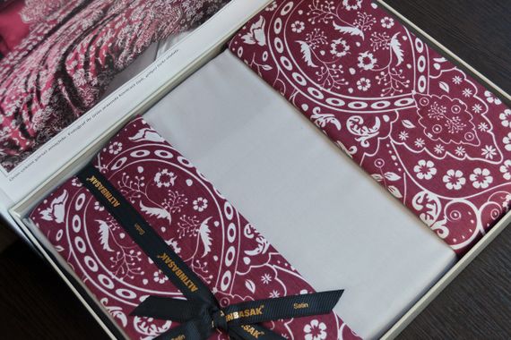 Постільна білизна Altinbasak Satin 200 х 220 см Benign Bordo | Зображення 4