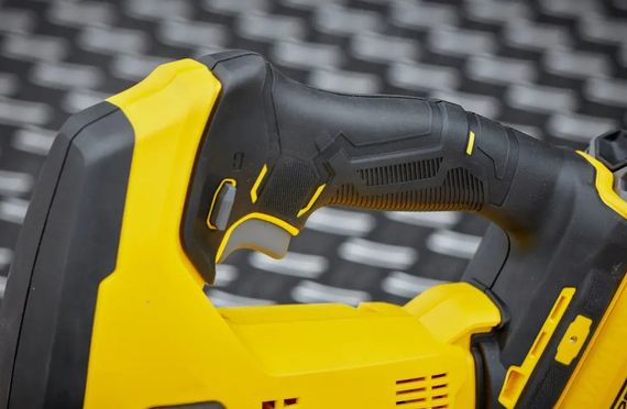 Пила лобзикова акумуляторна Stanley без АКБ та ЗУ SFMCS600B | Зображення 4