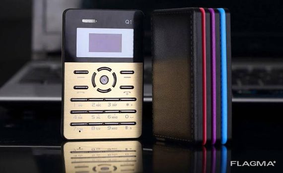 Мини мобильный маленький телефон Card Phone Q1 Gold | Зображення 2