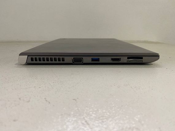 Ноутбук Toshiba Tecra Z40-A-182 / 14" (1600x900) TN / Intel Core i7-4600U (2 (4) ядра по 2.1 - 3.3 GHz) / 8 GB DDR3 / 256 GB SSD / Intel HD Graphics 4400 / WebCam / VGA б/у | Зображення 2