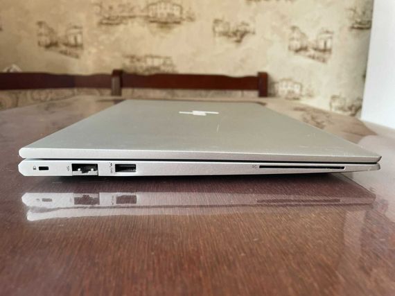 Ноутбук HP EliteBook 655 G10 / 15.6" (1920x1080) IPS / AMD Ryzen 7 7730U (8 (16) ядер по 2.0 - 4.5 GHz) / 16 GB DDR4 / 256 GB SSD / AMD Radeon Vega 8 Graphics / WebCam б/в | Зображення 4