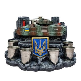 Штоф M2A2 BRADLEY №1 декоративна підставка, тематичний Міні Бар