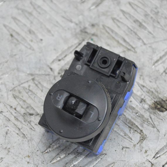 Блок керування дзеркалами Hyundai Terracan Sonata 2001-2007 Панель кнопки дзеркал Хюндай Терракан 601W03350