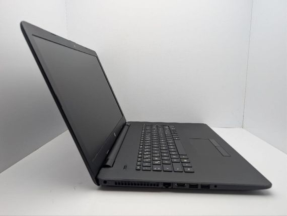Ноутбук HP 17-bs036ng / 17.3" (1600x900) TN / AMD E2-9000e (2 ядра по 1.5 - 2.0 GHz) / 8 GB DDR4 / 120 GB SSD / AMD Radeon R2 Graphics / WebCam / DVD-ROM б/у | Зображення 3