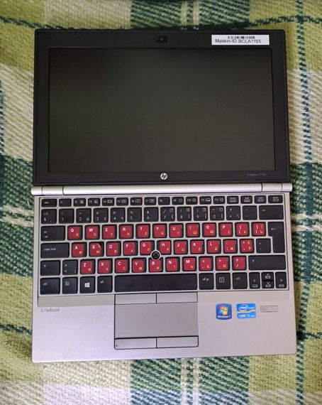 Нетбук Б-класс HP EliteBook 2170p / 11.6" (1366x768) TN / Intel Core i7-3667U (2 (4) ядра по 2.0 - 3.2 GHz) / 4 GB DDR3 / 120 GB SSD / Intel HD Graphics 4000 / WebCam / Win 11 б/у | Зображення 4