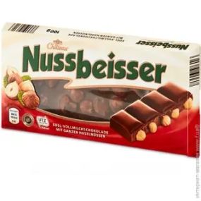Шоколад молочний з цілими лісовими горіхами (фундук) Chateau Nussbeisser, 100 г, Німеччина