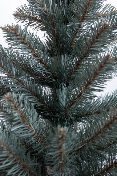 Штучна ялинка «Різдвяна ніч» 2 м блакитна – пухнаста ялинка з ПВХ, гіпоалергенна, на підставці | Зображення 4