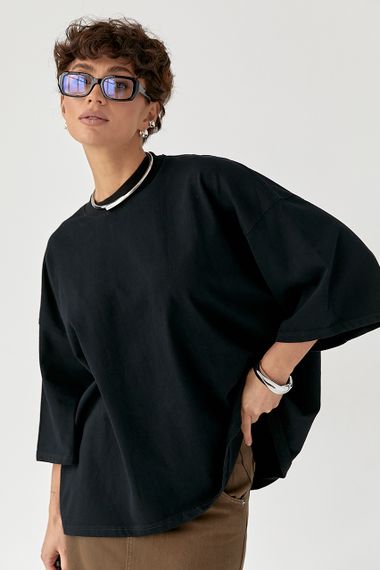 Жіноча футболка оверсайз із декоративним швом на спині - чорний цвет, ONE SIZE (є розміри) | Зображення 4