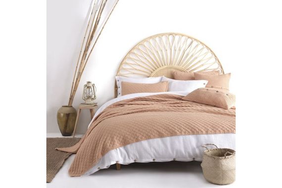 Покрывало с наволочками Limasso 240×260 см. Cambridge Персиковый
