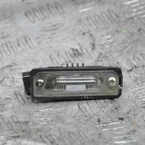 Фонарь подсветки номера Skoda Superb II 2008-2015 Фонарь освещения номера Шкода 3D0943021A