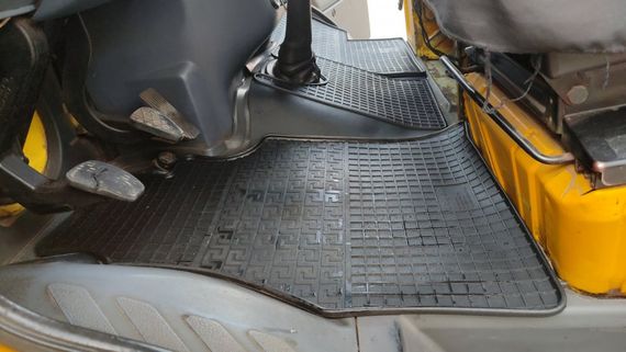 Резиновые коврики (3 шт, Polytep) для Volkswagen LT 1998-2024 гг | Зображення 1
