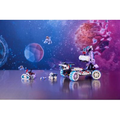 Конструктор LEGO Technic Місяцехід Lunar Outpost. Космічний корабель (42211) | Зображення 6