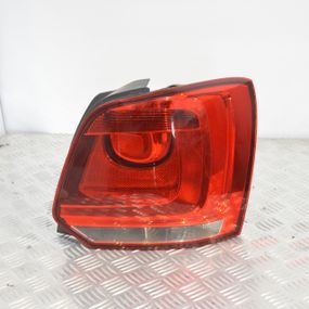 Ліхтар стоп задній правий Volkswagen Polo V (6R, 6C) 2009- Фольксваген Поло 6R0945112B 6R0945096L