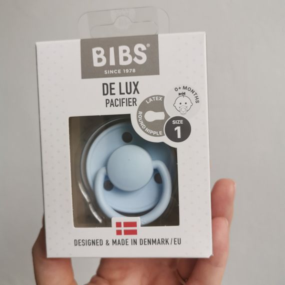 Соска пустушка Bibs De Lux round 0-6 міс Latex Baby Blue