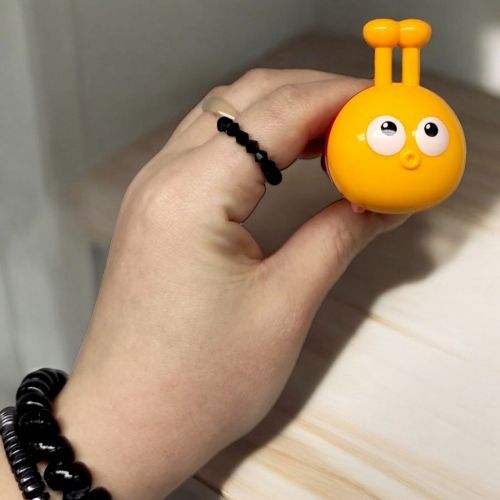 Игрушка заводная "Гусеница" (15 см) красная | Зображення 1
